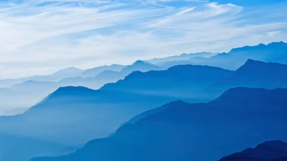 Travel deals newsletter banner